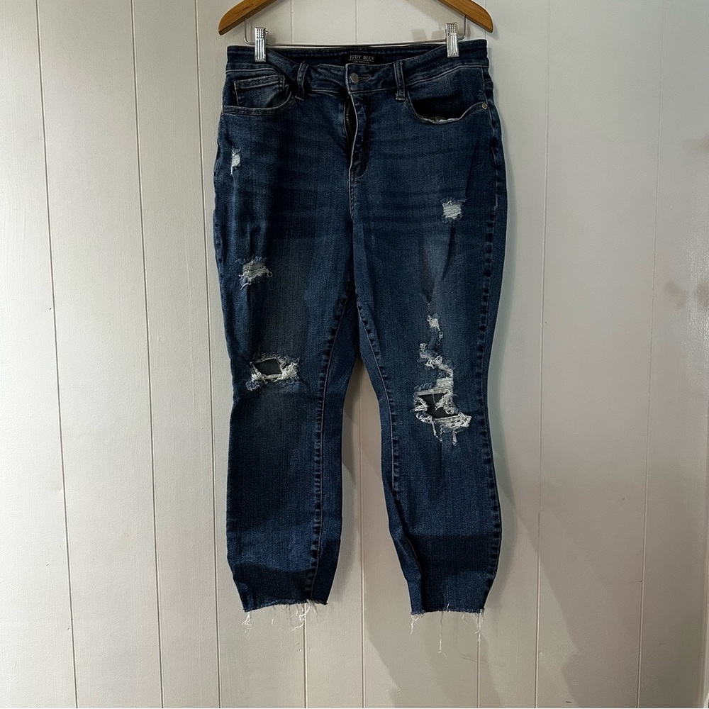 Judy Blue Relaxed Fit Jeans